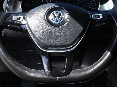 Used 2019 Volkswagen Golf SE w/ Driver Assistance Package FWD image 54