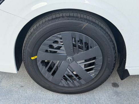 New 2026 Nissan Sentra SV FWD image 15