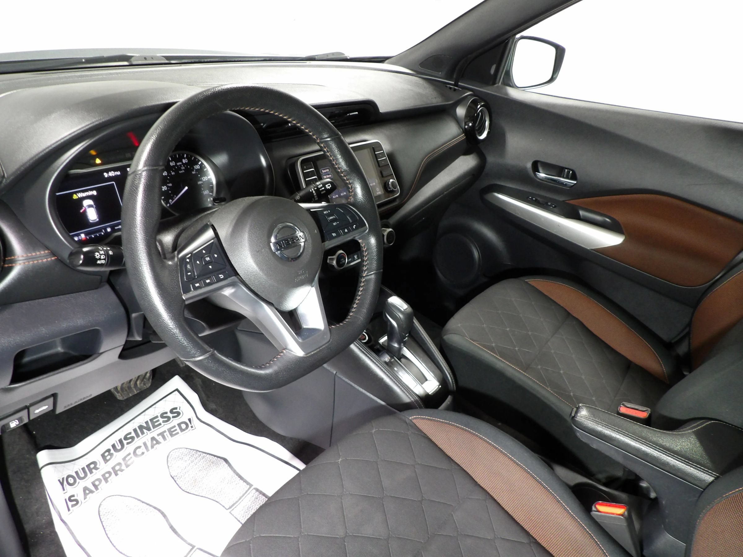 Used 2019 Nissan Kicks SR FWD image 11