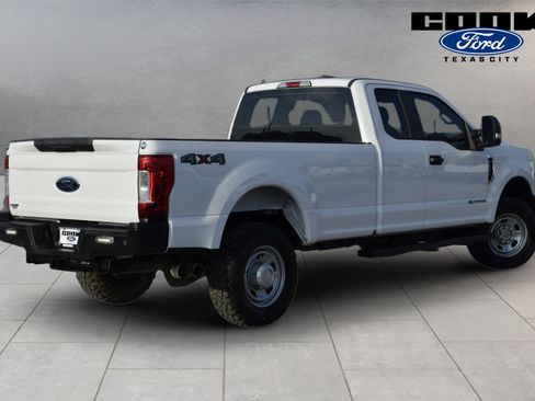 Used 2019 Ford F350 XL w/ Power Equipment Group AWD/4WD image 4