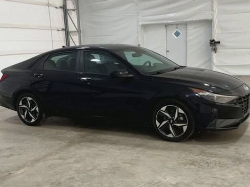 Used 2023 Hyundai Elantra SEL w/ Convenience Package FWD image 6