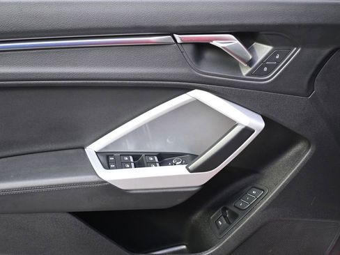 Used 2023 Audi Q3 2.0T Premium image 22