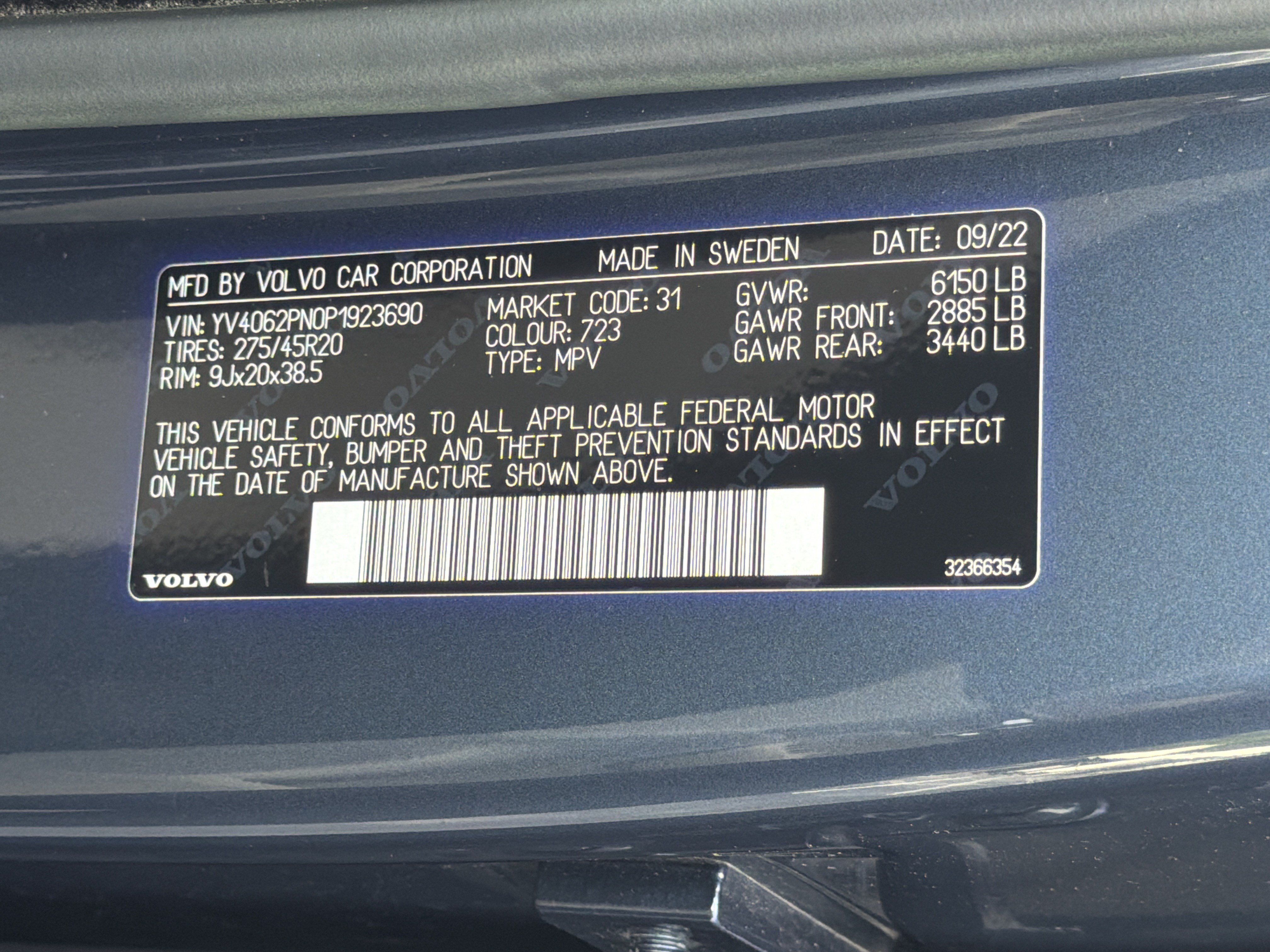 Certified 2023 Volvo XC90 B6 Plus w/ Protection Package Premier AWD/4WD image 37