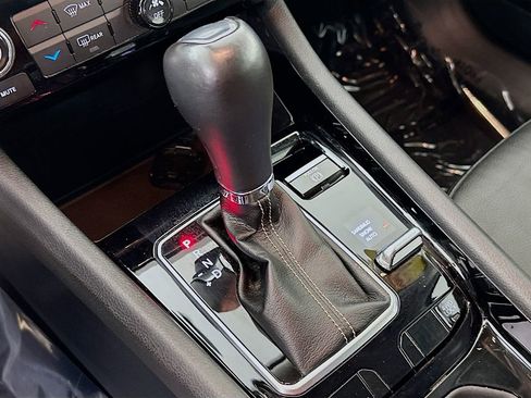 Used 2022 Jeep Compass Limited image 23