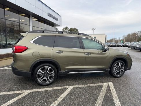 Used 2023 Subaru Ascent Touring image 9