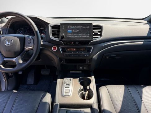 Used 2022 Honda Pilot TrailSport image 16