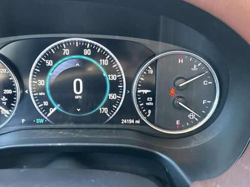 Used 2018 Buick Enclave Avenir w/ Avenir Technology Package image 22