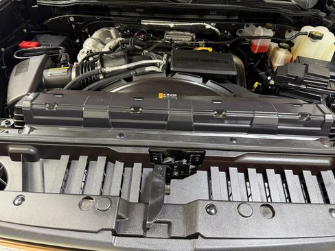 Used 2022 Chevrolet Silverado 2500 High Country w/ Technology Package image 71