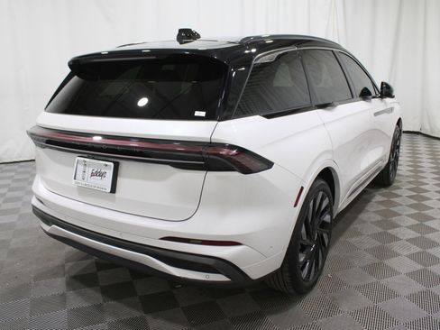 Certified 2024 Lincoln Nautilus Black Label w/ Jet Appearance Package (87T) image 30