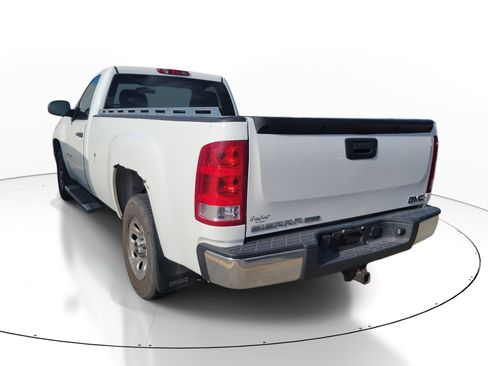 Used 2010 GMC Sierra 1500 W/T w/ Work Truck Preferred Package RWD image 4