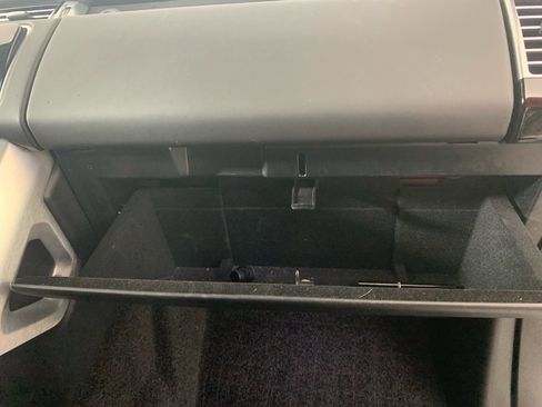 Used 2019 Land Rover Range Rover HSE image 44