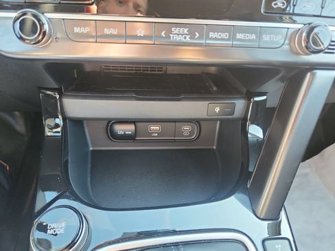 Certified 2024 Kia Seltos EX AWD/4WD image 25