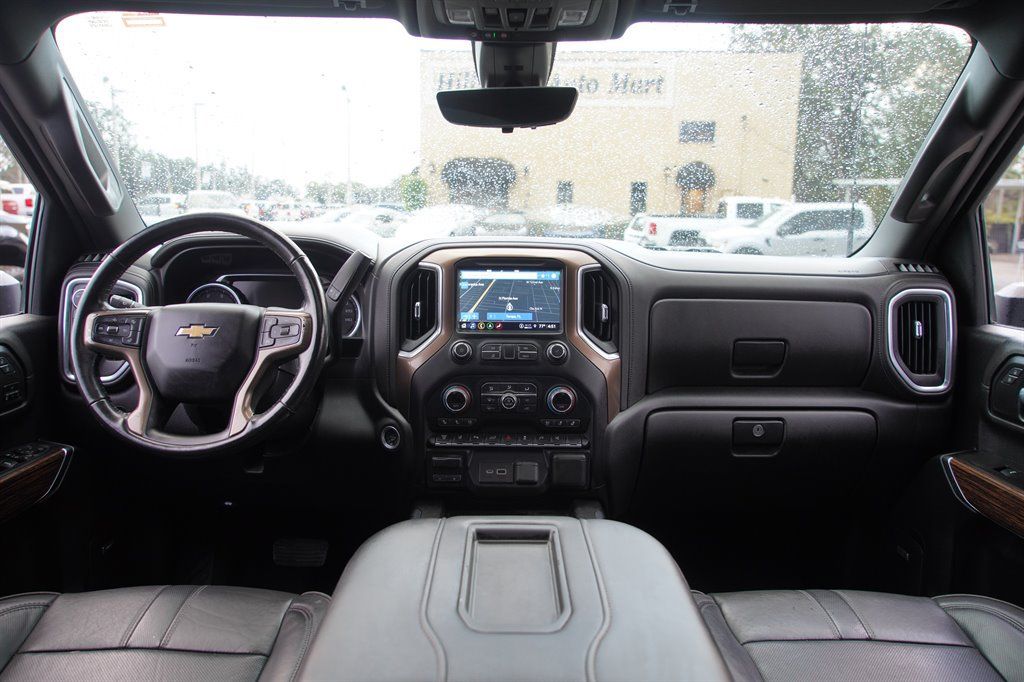 Used 2021 Chevrolet Silverado 3500 High Country w/ LPO, Hitch Package AWD/4WD image 5