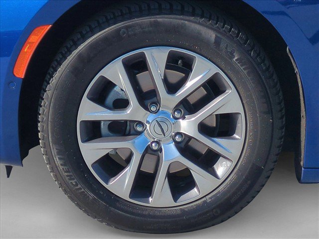 Used 2021 Chrysler Pacifica Pinnacle FWD image 29