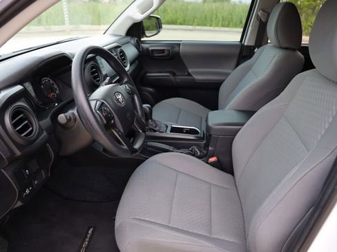 Certified 2023 Toyota Tacoma SR AWD/4WD image 11