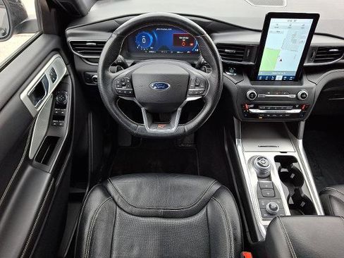 Certified 2020 Ford Explorer ST w/ Premium Technology Package image 12