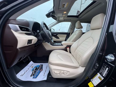 Used 2022 Toyota Highlander XLE image 20