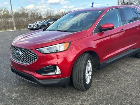 Certified 2023 Ford Edge SEL w/ Convenience Package image 6
