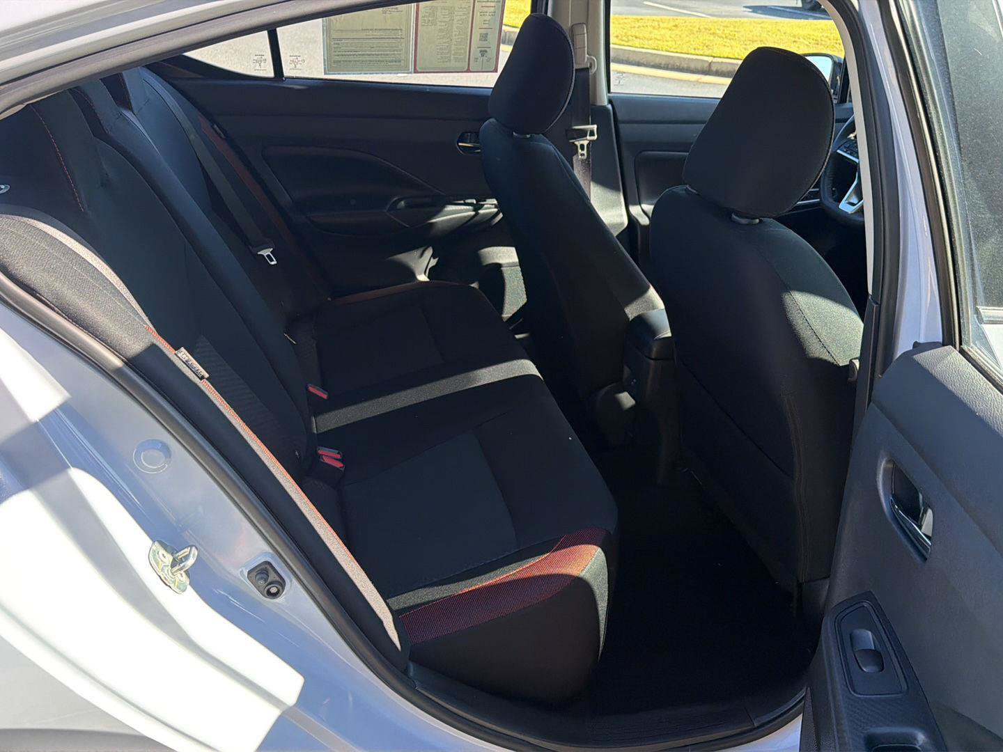 Used 2025 Nissan Versa SR FWD image 11