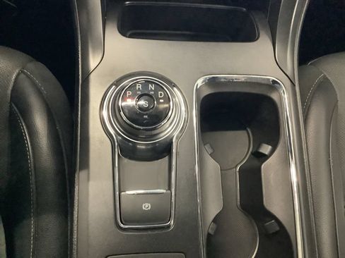 Used 2017 Ford Fusion Titanium FWD image 32