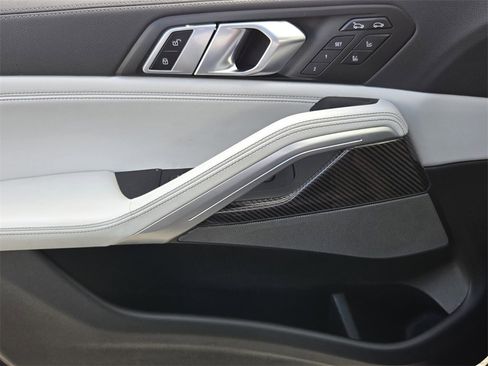 Used 2023 BMW X6 M50i w/ Executive Package image 36