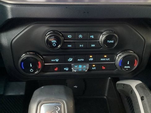 Used 2022 Ford Bronco Outer Banks image 52