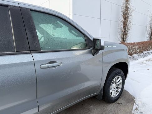 Used 2023 Chevrolet Silverado 1500 LT image 11