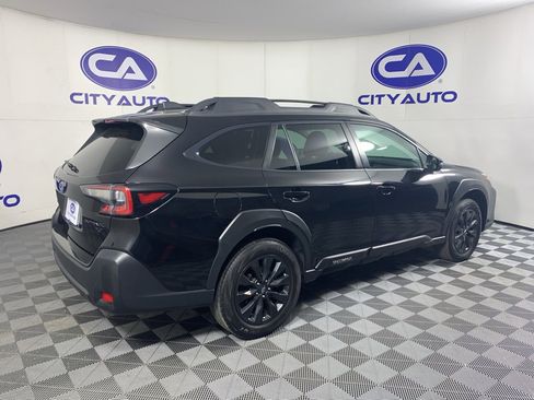 Used 2023 Subaru Outback Onyx Edition XT image 3