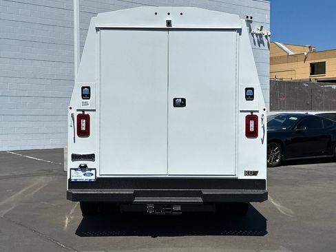 New 2025 Ford E-350 and Econoline 350 Super Duty w/ Power Equipment Group RWD image 4