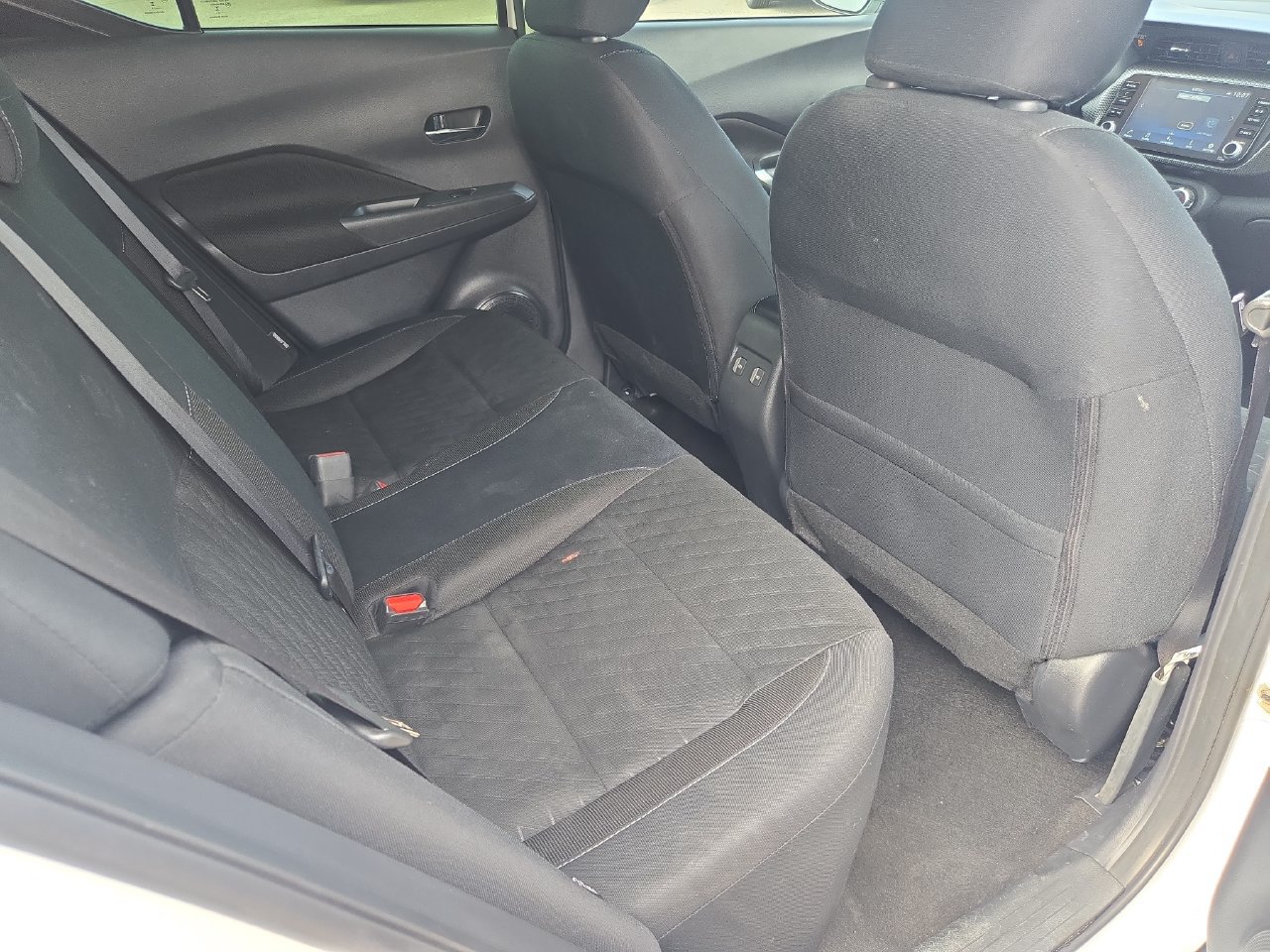 Certified 2024 Nissan Kicks SV FWD image 11