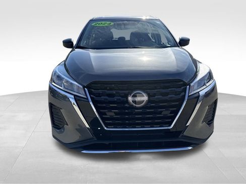 Certified 2024 Nissan Kicks S w/ Interior Electronics Package image 10