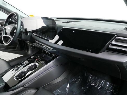 Used 2026 Audi A6 Premium Plus AWD/4WD image 24