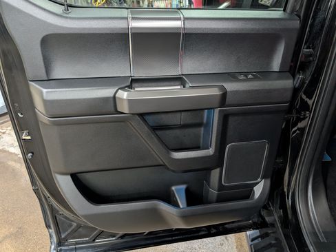 Used 2017 Ford F150 Lariat AWD/4WD image 8