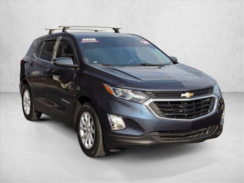 Used 2018 Chevrolet Equinox LT image 3