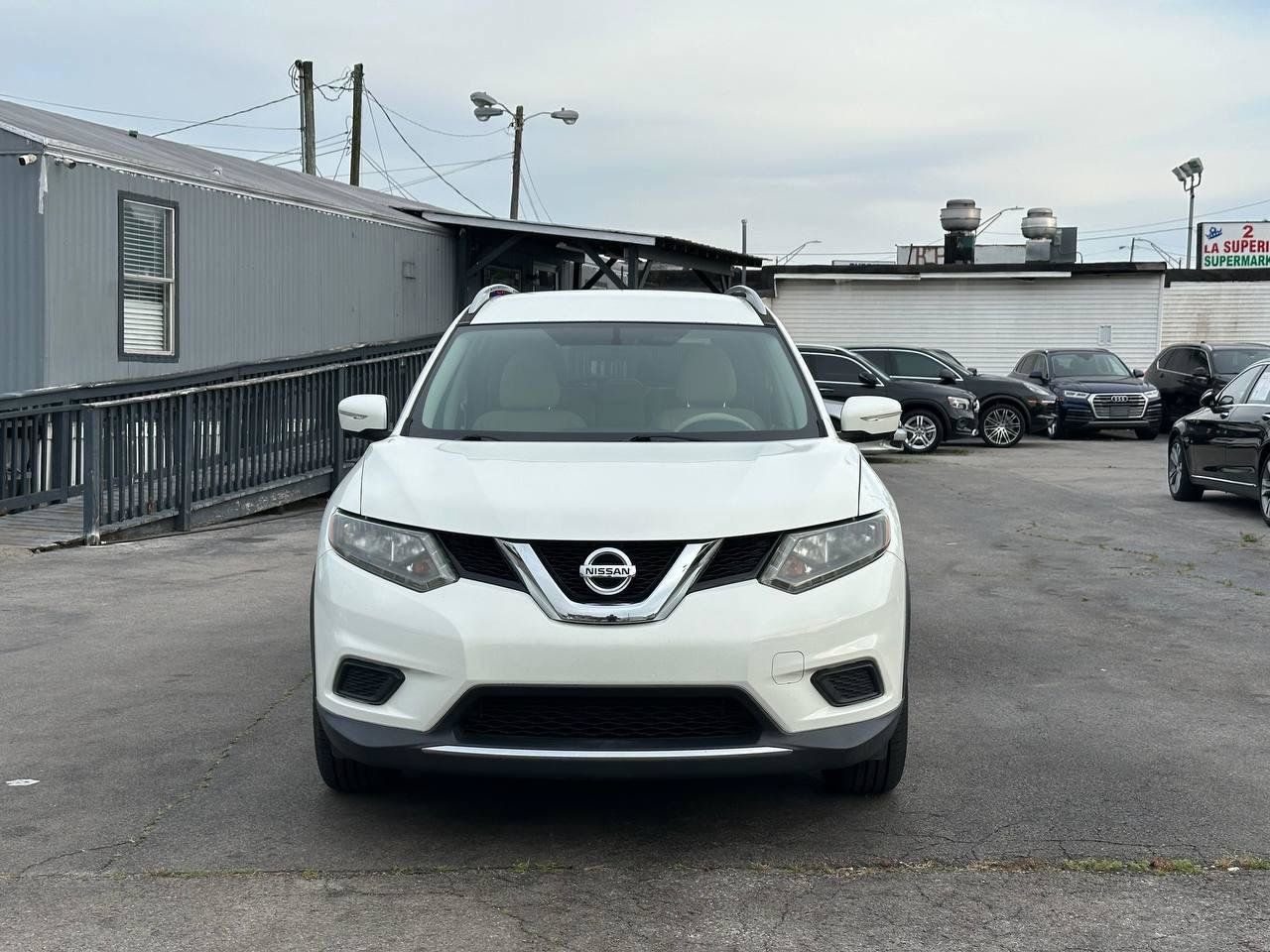 Used 2015 Nissan Rogue SV w/ SV Premium Package FWD image 5