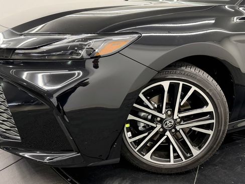 Used 2026 Toyota Camry XLE FWD image 4