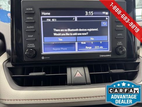 Used 2021 Toyota RAV4 XLE w/ Convenience Package image 19