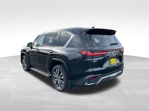 Used 2024 Lexus LX 600 4WD w/ Interior Upgrade Package image 6