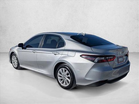 Used 2024 Toyota Camry LE image 8