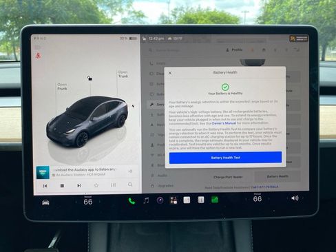 Used 2023 Tesla Model Y AWD image 25
