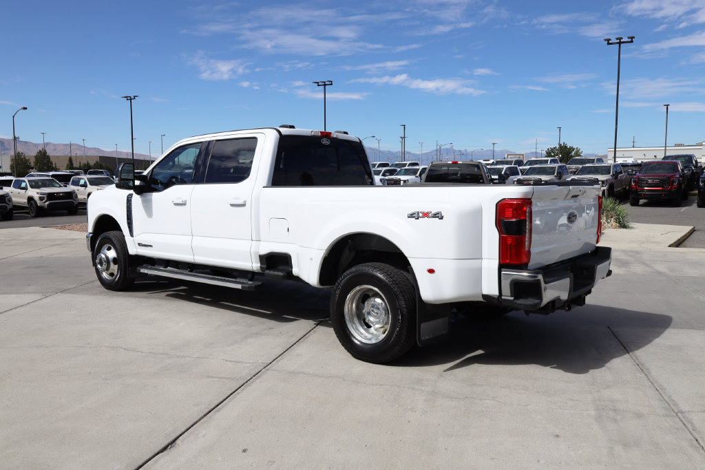 Used 2024 Ford F350 Lariat AWD/4WD image 4