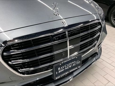 Certified 2025 Mercedes-Benz S 580 4MATIC Sedan image 22