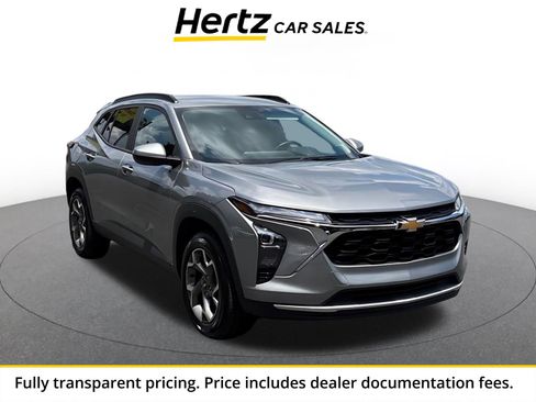 Used 2025 Chevrolet Trax LT w/ LT Convenience Package FWD image 1
