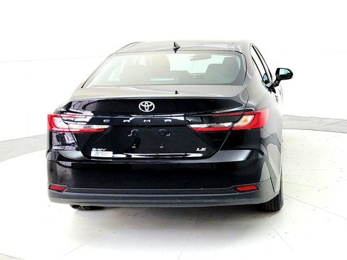 Certified 2025 Toyota Camry LE FWD image 5