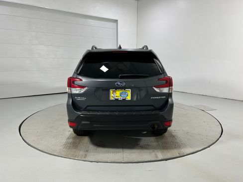 Used 2020 Subaru Forester Limited w/ Popular Package #3 AWD/4WD image 33