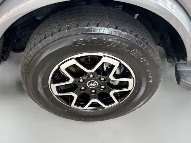 Used 2024 Ford Bronco Outer Banks AWD/4WD image 31