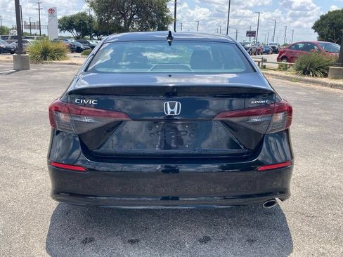 Used 2025 Honda Civic Sport image 6