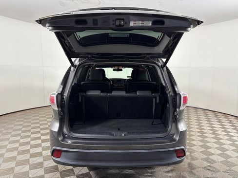 Used 2014 Toyota Highlander Limited FWD image 18