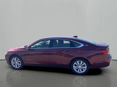 Used 2017 Chevrolet Impala LT w/ Convenience Package FWD image 2
