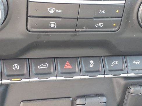 Used 2022 Chevrolet Silverado 1500 W/T w/ WT Fleet Convenience Package image 12